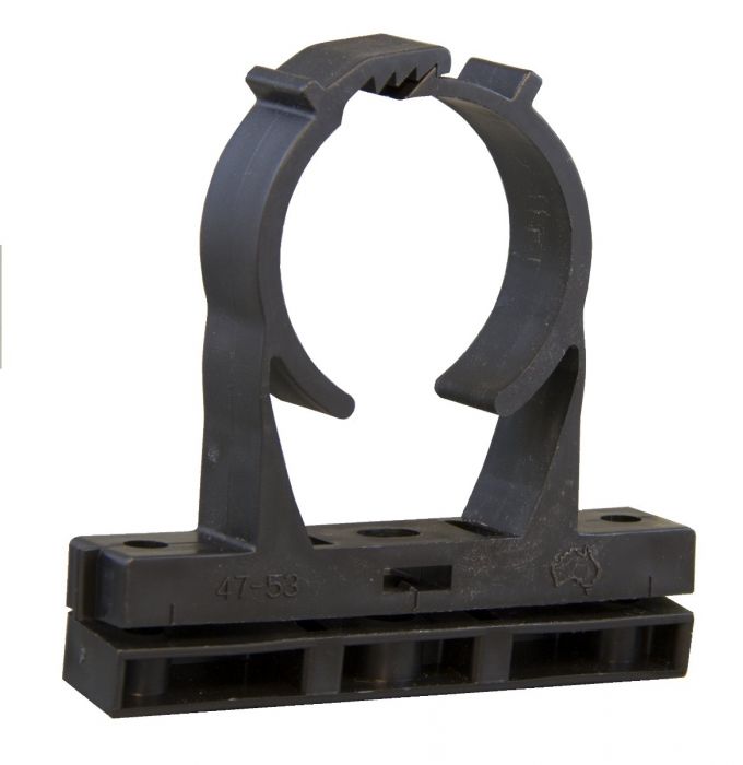 Europress PP Clips with ratchet closure and removable spacer, suitable for 18-22mm pipes or tubing.