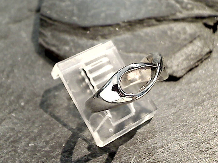 Size 5.5 Sterling Silver Infinity Ring